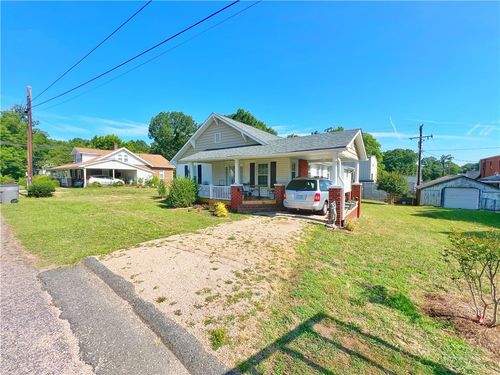 108 Snipe Street, Kannapolis, NC, 28081 | Card Image