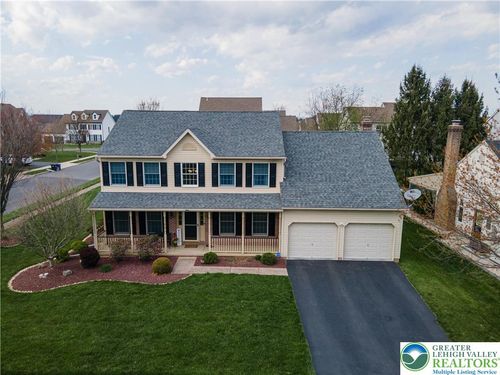 4035 Ross Rd, Bethlehem, PA, 18020-7683 | Card Image