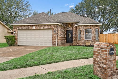 2227 Oakwell Ln, Katy, TX, 77449-3120 | Card Image