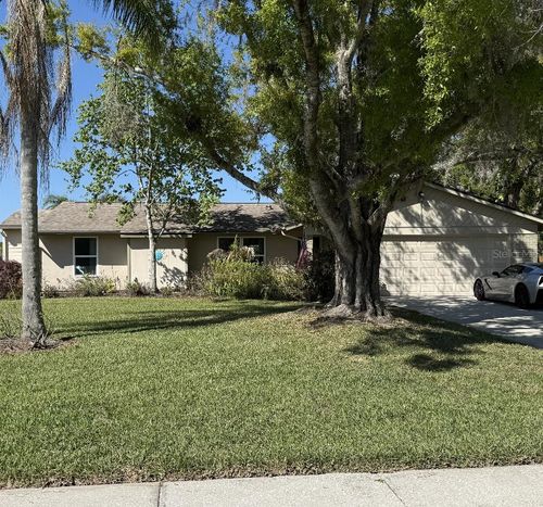 408 Lakeview Dr, OLDSMAR, FL, 34677-4504 | Card Image