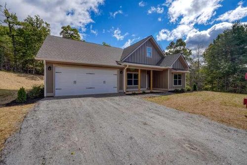 210 Gladys Lane, Young Harris, GA, 30582 | Card Image