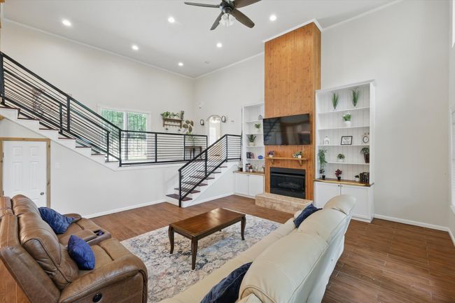 1520 Oakhurst Scenic Dr, House other with 5 bedrooms, 4 bathrooms and null parking in Fort Worth TX | Image 4
