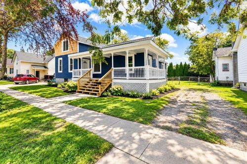 328 N William St, Marine City, MI, 48039-3701 | Card Image