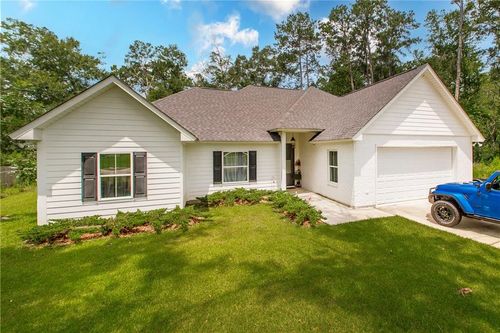 164 Keeneland Place Loop, Folsom, LA, 70437-6049 | Card Image