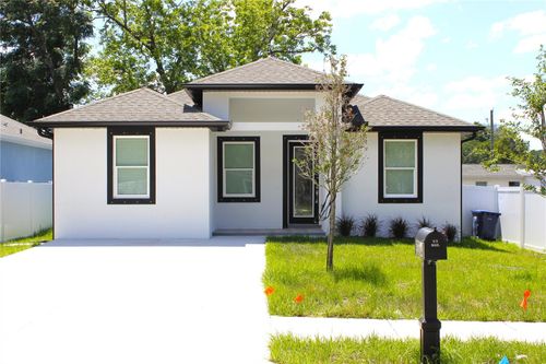 9304 N 18th St, TAMPA, FL, 33612-8614 | Card Image
