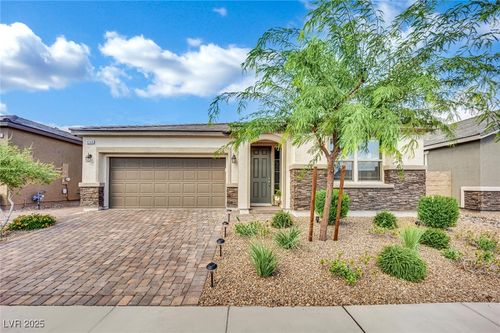 4146 Nipp Ave, North Las Vegas, NV, 89081-6942 | Card Image