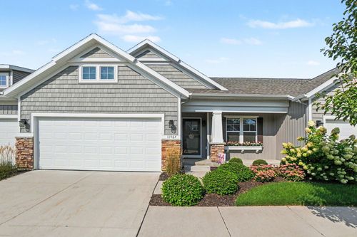 53-11567 Norfolk Dr, Allendale, MI, 49401-9225 | Card Image