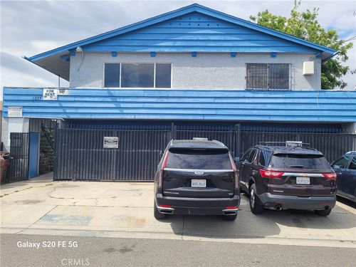 5-1037 W 108 Street, Los Angeles, CA, 90044 | Card Image