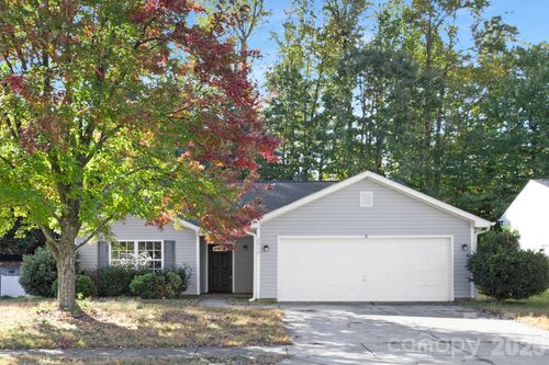 2012 Pheasant Glen Rd, Charlotte, NC, 28214-8208 | Card Image