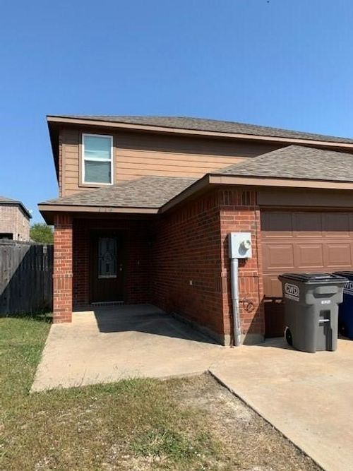 714 Parkplace Rdg, Princeton, TX, 75407-6801 | Card Image