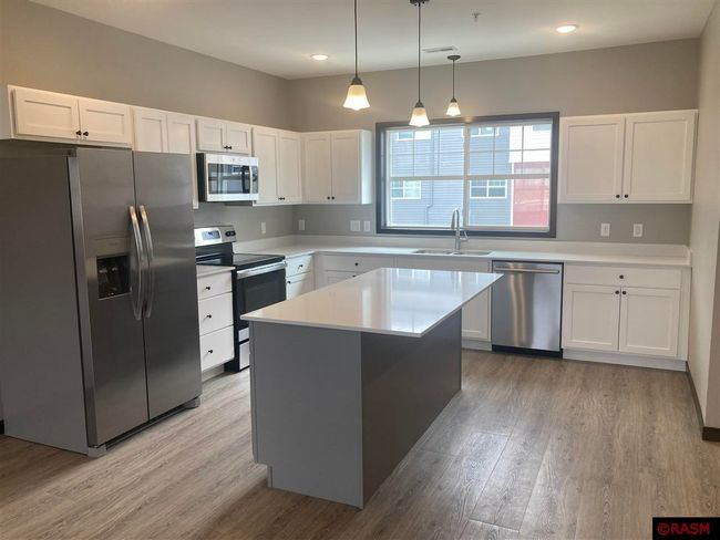 3068 Bluestem Trl, Townhouse with 3 bedrooms, 3 bathrooms and null parking in Mankato MN | Image 11