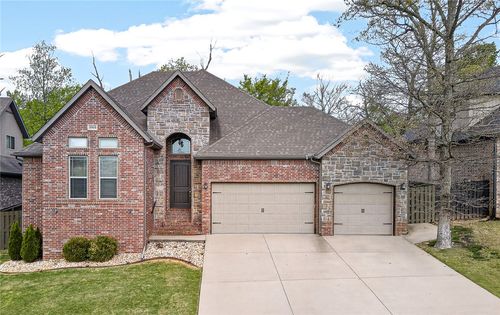 2003 Ne Steinbeck Drive, Bentonville, AR, 72712 | Card Image