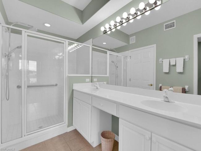 Master Bath | Image 20