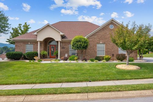 305 Kensington Dr, Morristown, TN, 37814-2190 | Card Image