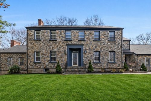 90 Countryside Ln, Milton, MA, 02186-4400 | Card Image