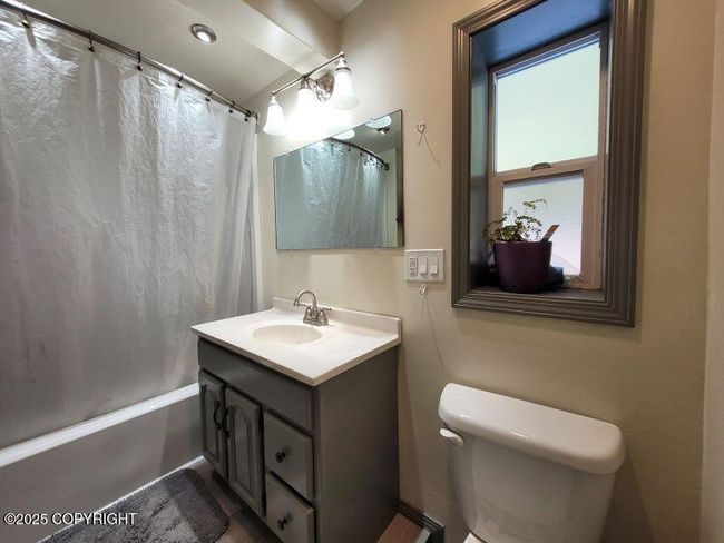 bathroom | Image 13