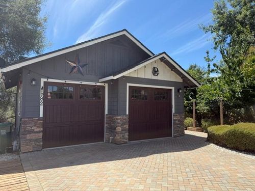 582 Chimney Hill Ct, Angels Camp, CA, 95222-9550 | Card Image