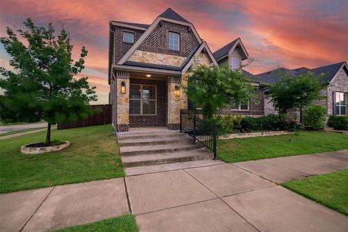 2001 Olivereta Dr, Little Elm, TX, 75068-1697 | Card Image
