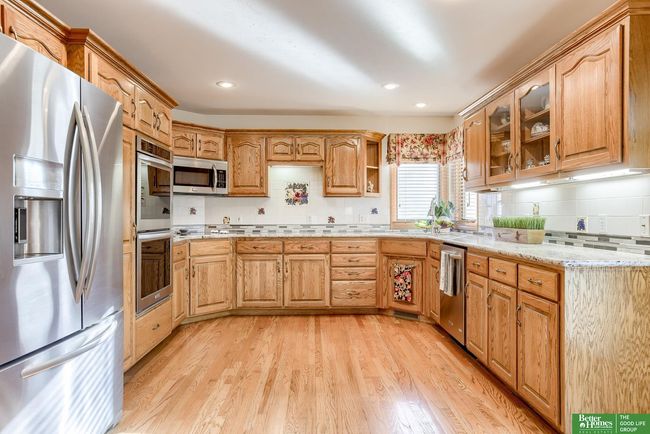 17616 Ventana Cir, House other with 4 bedrooms, 4 bathrooms and 2 parking in Omaha NE | Image 15