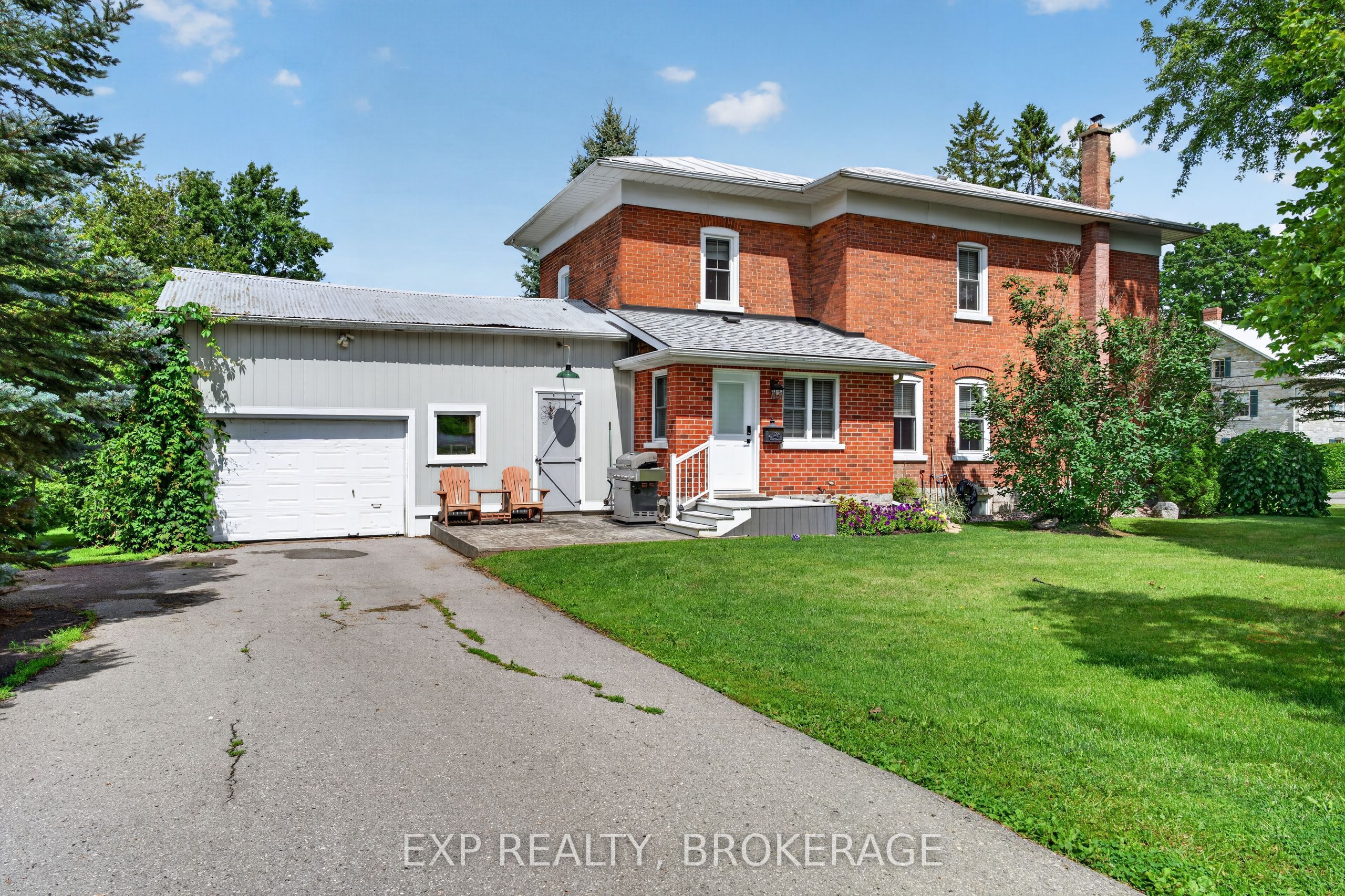 Residential in Greater Napanee 3