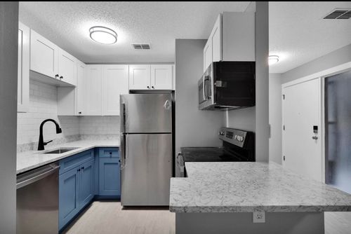 30 Catalonia Ct, St Augustine, FL, 32086-7679 | Card Image