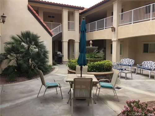 19291 Palo Verde Dr, Apple Valley, CA, 92308-8990 | Card Image