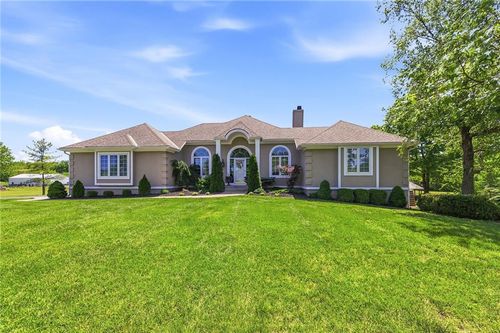 14101 E 198th St, Peculiar, MO, 64078-9215 | Card Image