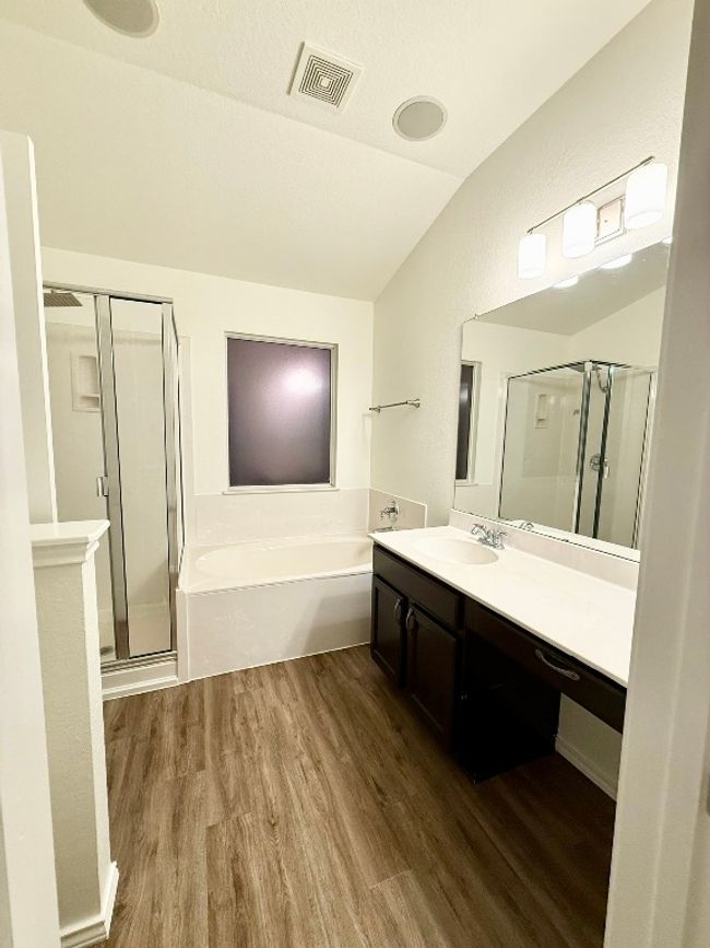1018 Gentry Dr, House other with 3 bedrooms, 2 bathrooms and 4 parking in Leander TX | Image 9