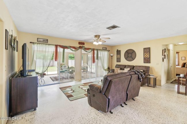 4458 Hancock Ct, House other with 3 bedrooms, 2 bathrooms and null parking in Chipley FL | Image 5