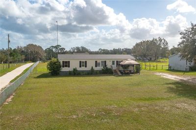 1540 Brooke Road, House other with 3 bedrooms, 2 bathrooms and null parking in Fort Meade FL | Image 3