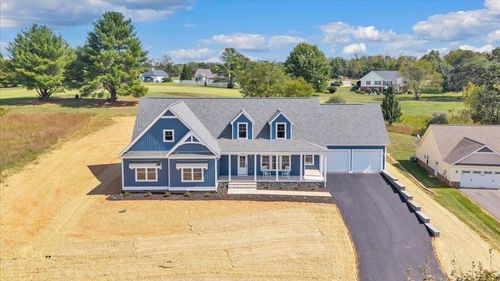 138 Bentgrass Dr, Hardy, VA, 24101-2610 | Card Image