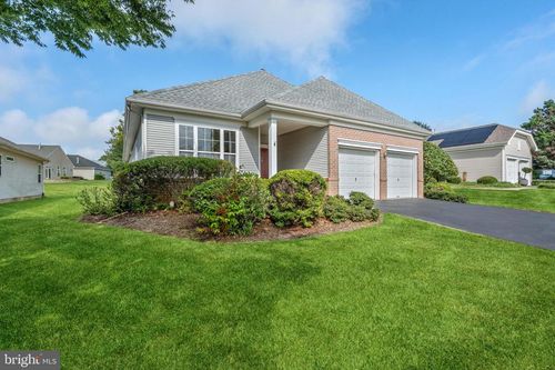 52 Temple Ct, PENNINGTON, NJ, 08534-5150 | Card Image