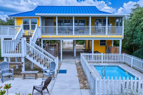 848 W Gulf Beach Dr, Saint George Island, FL, 32328-2510 | Card Image