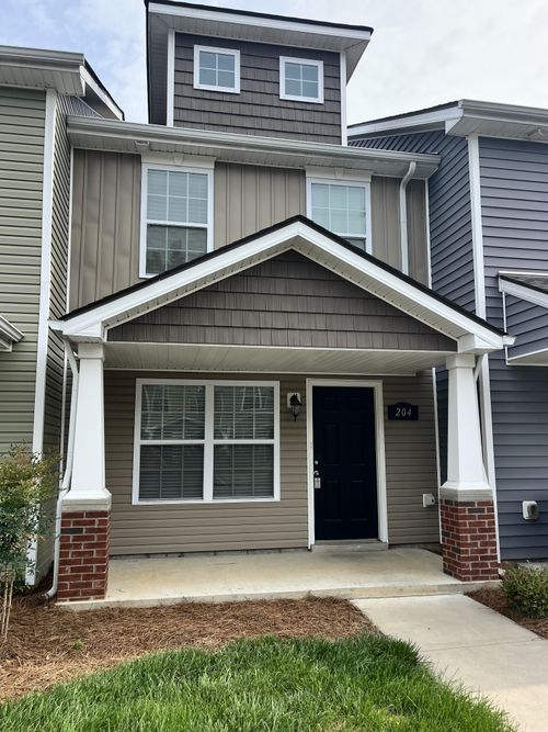204 Alexander Blvd, Clarksville, TN, 37040-5126 | Card Image