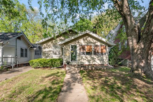 1331 47th St, Des Moines, IA, 50311-2403 | Card Image