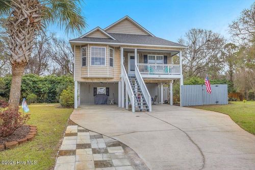 401 Donzi Ct, Carolina Beach, NC, 28428-4147 | Card Image