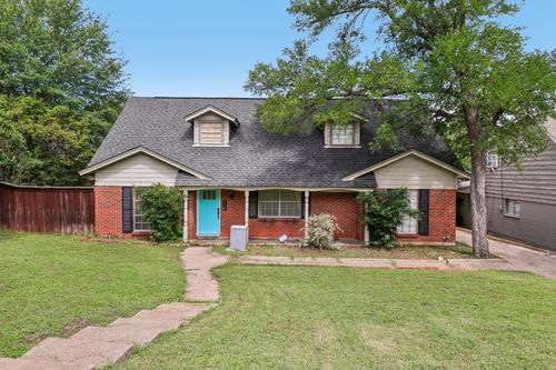 820 N Bowen Rd, Arlington, TX, 76012-2834 | Card Image