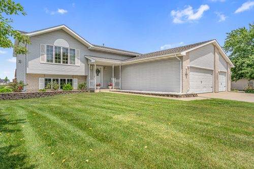 5024 Gull Dr, Schererville, IN, 46375-4429 | Card Image