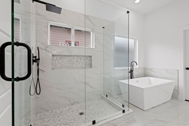 2827 Grafton Ave, House other with 4 bedrooms, 4 bathrooms and null parking in Dallas TX | Image 12
