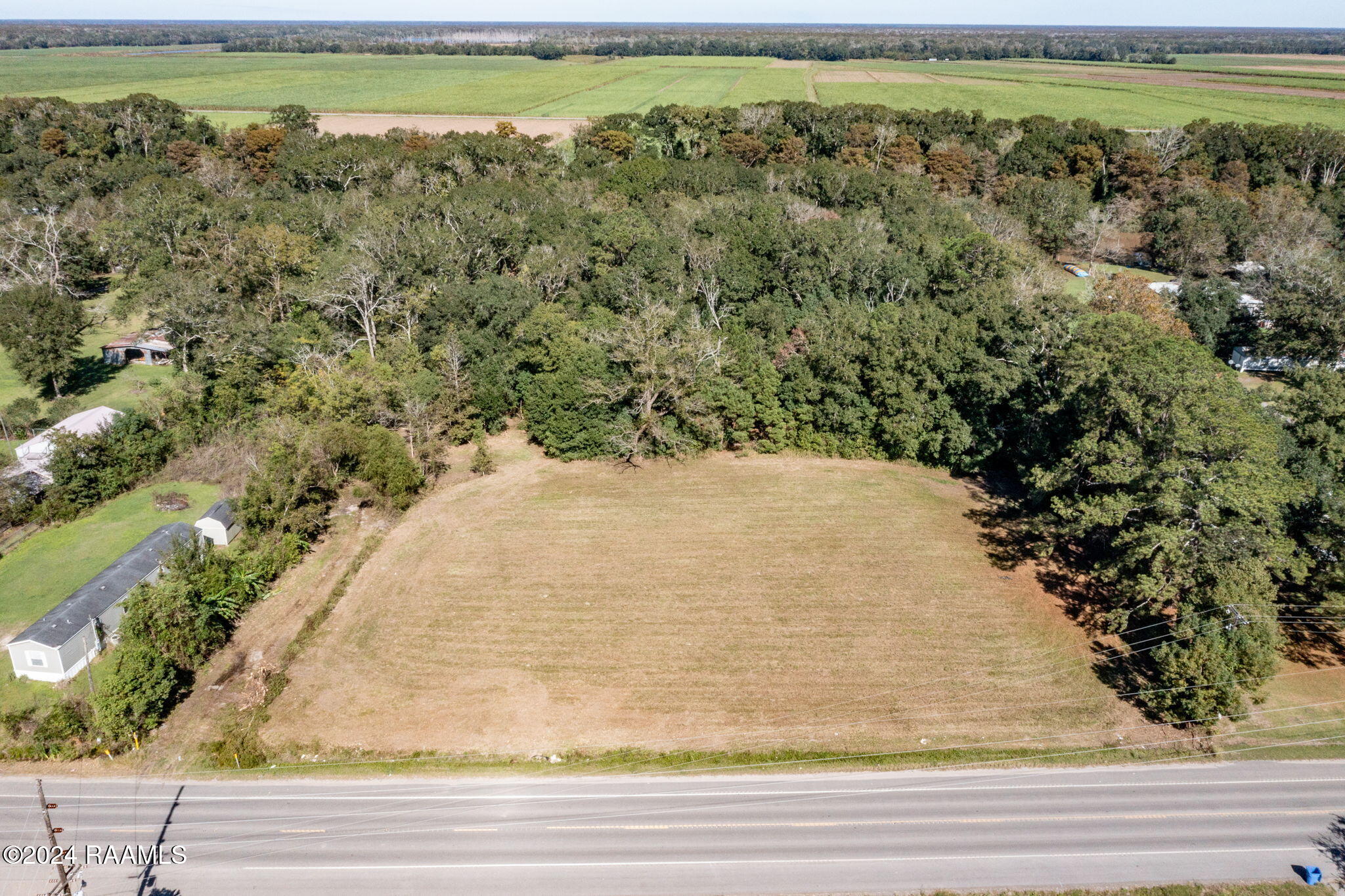 Land in Jeanerette 3