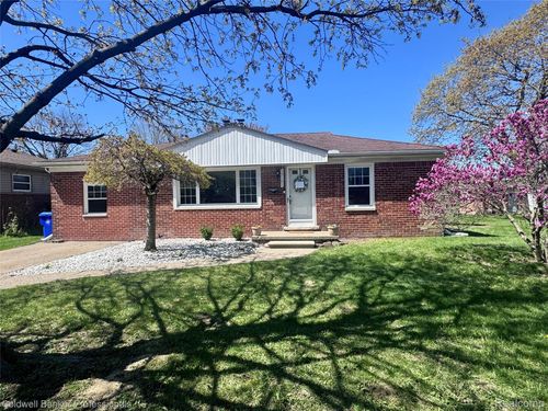 33103 Edgegrove, Fraser, MI, 48026-2074 | Card Image