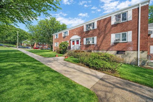 upper-224-24 Manor Rd, Queens Village, NY, 11427-2006 | Card Image