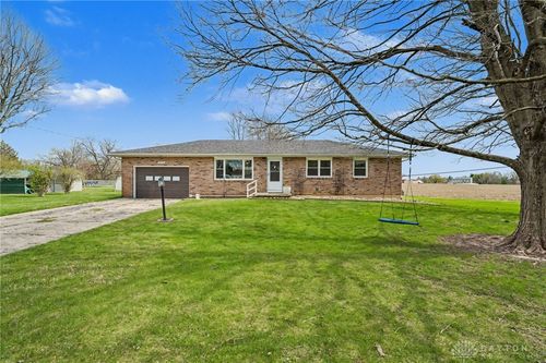 4119 Southwest Ct, Springfield, OH, 45504-3721 | Card Image