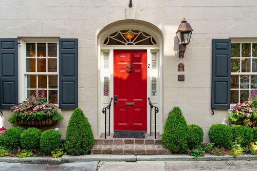 2 Bedons Aly, Charleston, SC, 29401-2523 | Card Image