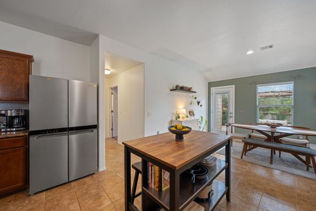 10304 Lone Pine Ln, House other with 3 bedrooms, 2 bathrooms and 4 parking in Austin TX | Image 9