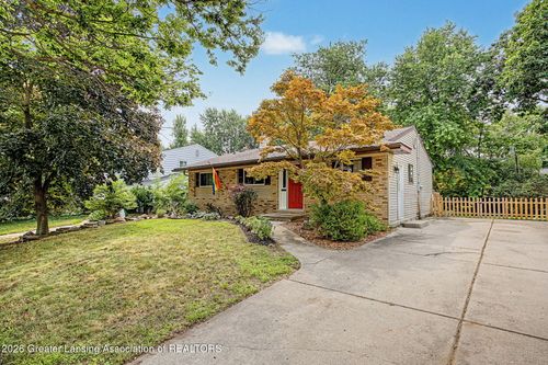 2600 Darien Dr, Lansing, MI, 48912-4538 | Card Image