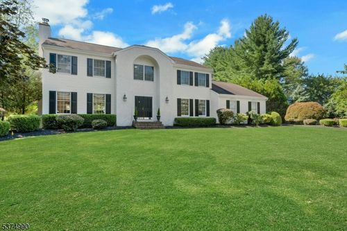 26 Glen Ridge Dr, Long Valley, NJ, 07853-3422 | Card Image