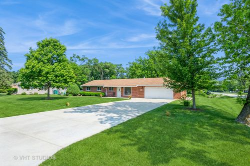 8700 W 168th St, Orland Park, IL, 60462-5726 | Card Image