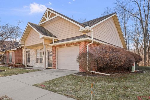 1005 2nd St Court, Moline, IL, 61265 | Card Image
