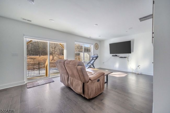 6 Coogan Ct, Townhouse with 3 bedrooms, 3 bathrooms and null parking in Morris Plains NJ | Image 23